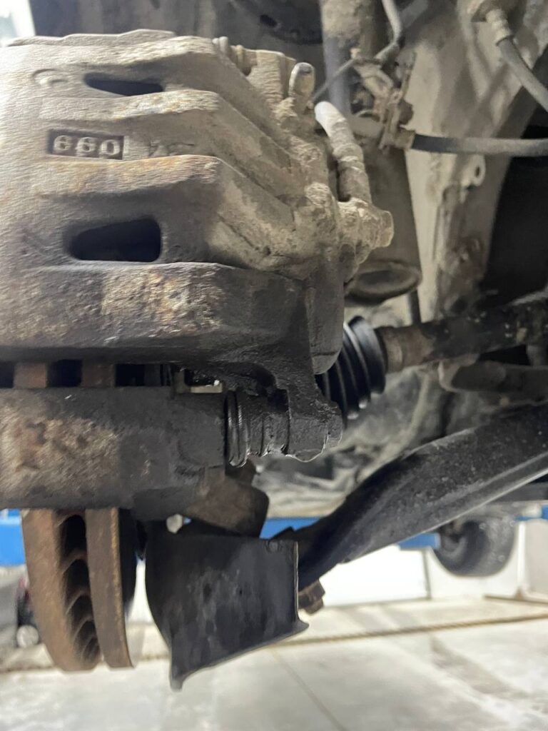 Диагностика и ремонт Lexus IS300H 2014